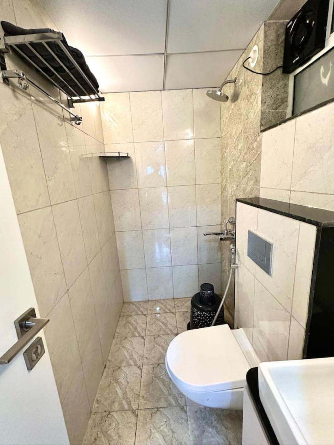 Sparrow 3bhk Modern Ac Flat On Baner Road * Pune